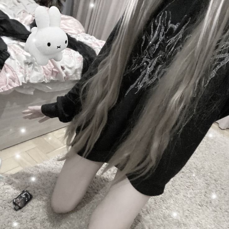 vi #shedtwt tweet media