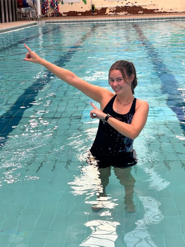 Your_Portland's tweet photo. 🏊‍♀️ Current Swim Timetable 🏊‍♀️

Please see our timetable on our website🙂

https://t.co/zEfaBBOJy6

To book, please call 0115 8599968 or visit the centre. https://t.co/Omg7azwabo