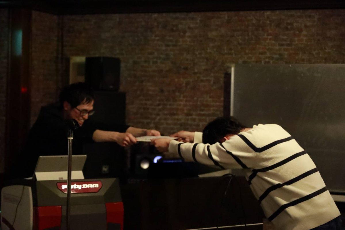 ＼再告知📮／

謎解き×飲み会イベント
「なぞ呑み！2026年 春」🍺🔍

今回は新企画「インサイダー謎解き」を実施！

▶ 5/16日 21:00〜
▶ SPACE GIRL（福山駅徒歩6分）
▶ 6,000円（ビュッフェ・飲み放題）

🔗詳細・申し込み→mystery-jack.com/archives/5539
⚠️〆切:5/6(水)

#なぞ呑み #ナゾトキサミット