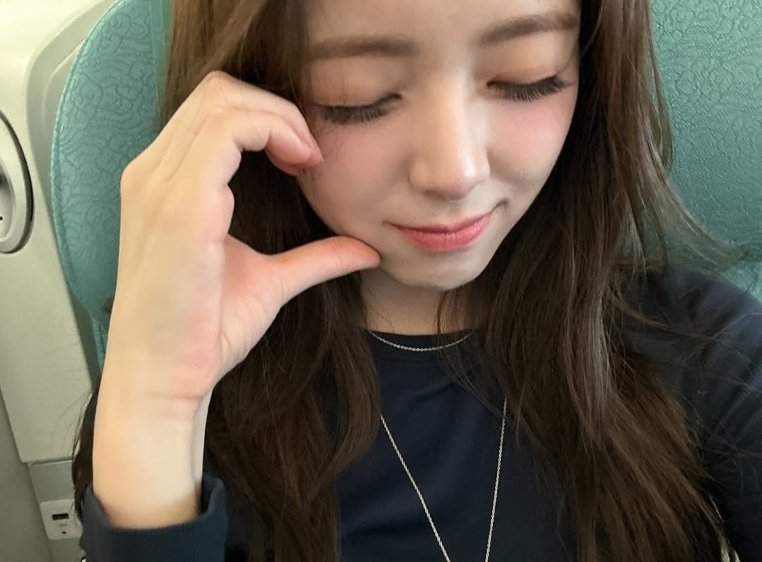 isa ≷ 🍭 MOTTO 5.18 tweet media