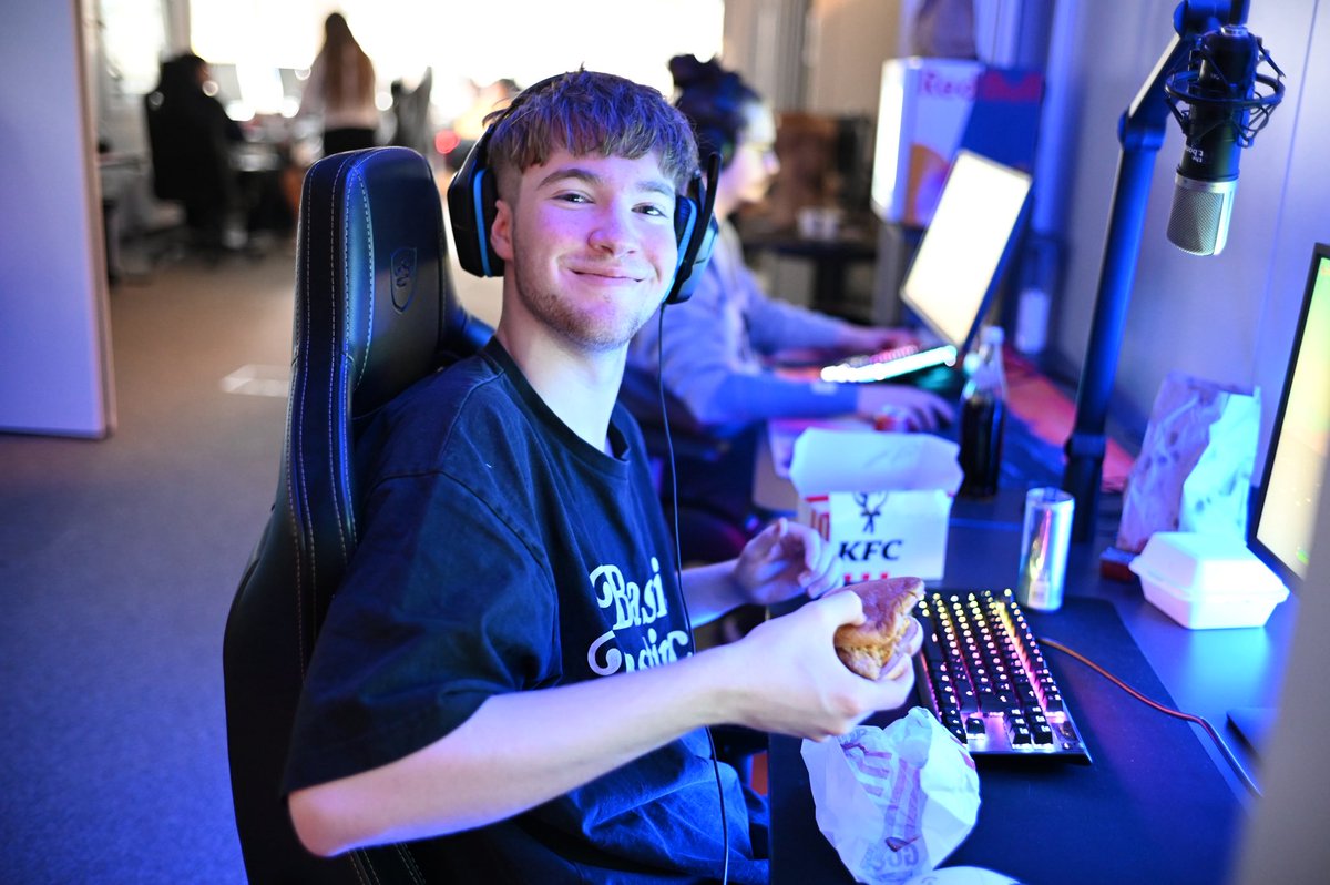 1337Camp tweet media