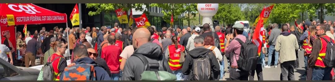 PolcomCGTAlpes's tweet photo. RÉSISTER, COMBATTRE ET GAGNER, C’EST ÉTHIQUE ! La Direction SNCF s’attaque aux représentants du personnel pour imposer concurrence et privatisation. Aujourd'hui, un militant CGT est menacé de licenciement. Ça ne passera pas!#SNCF #CGTCheminots #gagner #combattre #résister https://t.co/Wv8xmJKWta