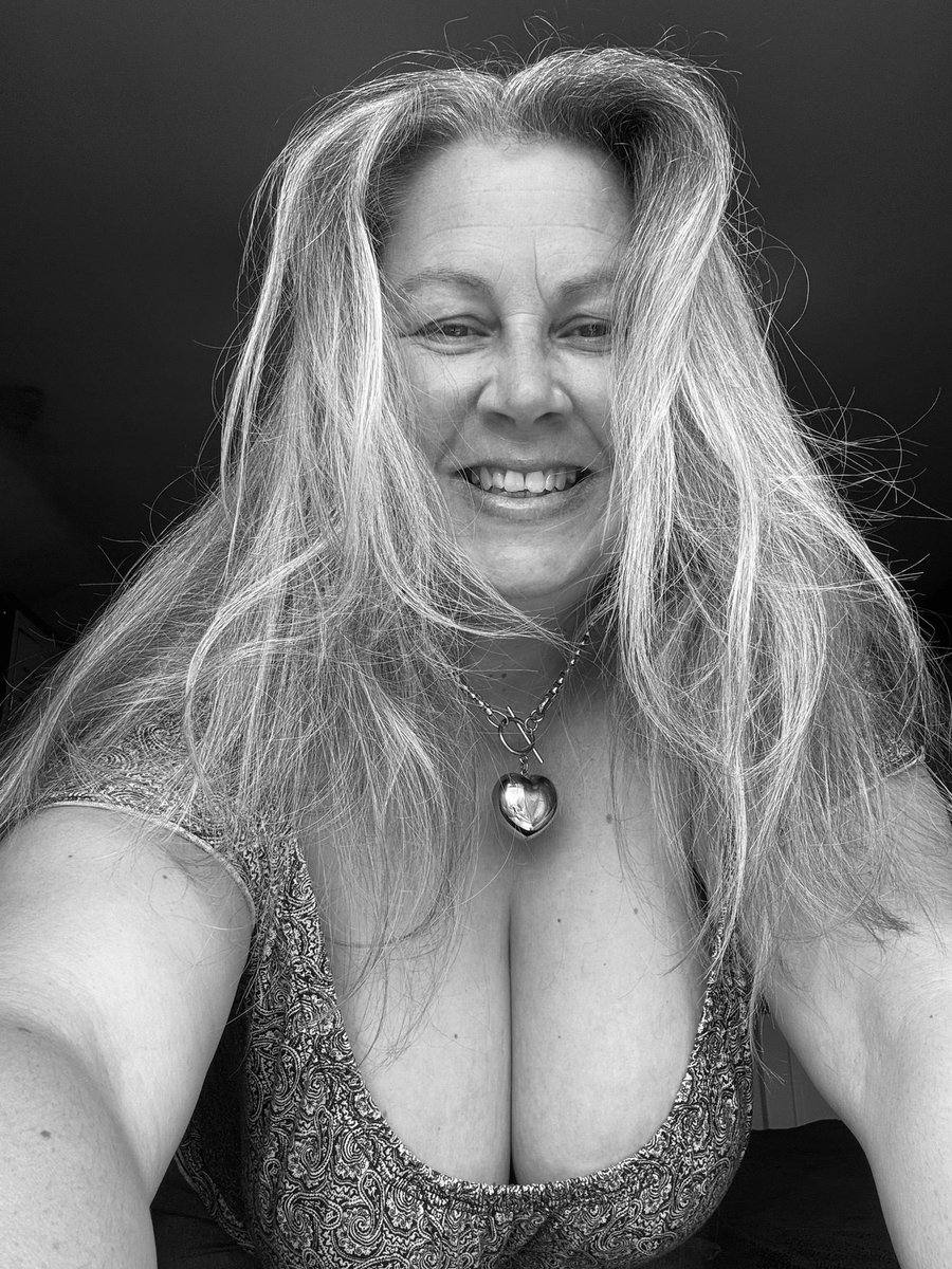 Laura Fernanda tweet media