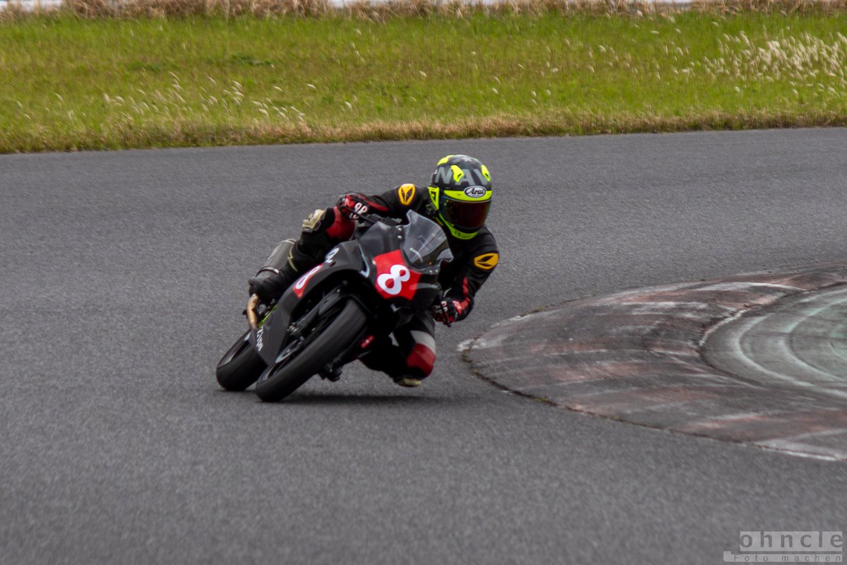 じょんくれ tweet media