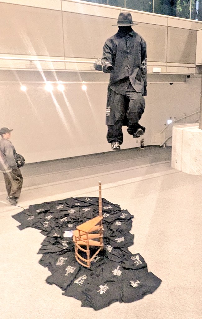 ふらりふらりと迷子になりながら辿り着いた「近いようで遠い天国」

DamaDamTal <a href="/damadamtal/">DamaDamTal</a>の歴史が垣間見れたトークショーもみきたまきさんの根源に宿るようなおばあさまに纏わる作品も夢のごとし

やっぱり群馬中之条へも行きたいな〜