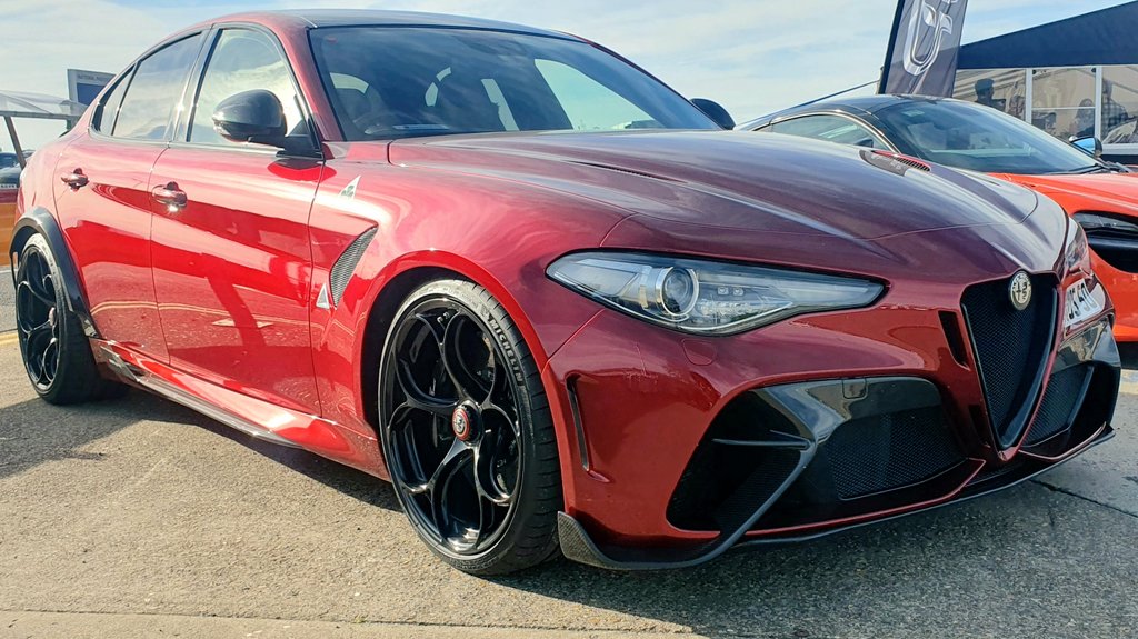M0_Rehman's tweet image. Perhaps my favourite car spot at the #Silverstone500 was this Alfa Romeo Giulia GTA 🔥

There were only 500 of the GTA and the GTAm (combined) ever produced.

#carspotting #BritishGT