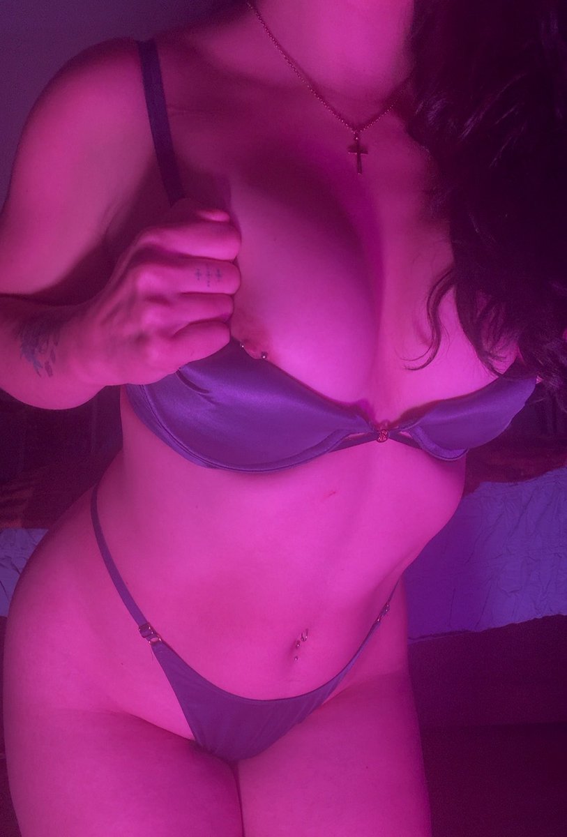 My page is only $4.99 to access over 2.5k explicit XXX photos and videos on my feed💦Upcoming PPV: POV Threesome with Kiki Shimano, Femdom Pegging Rubberscum, HOT BG Creampie with Jake Lovell. See you there baby😘