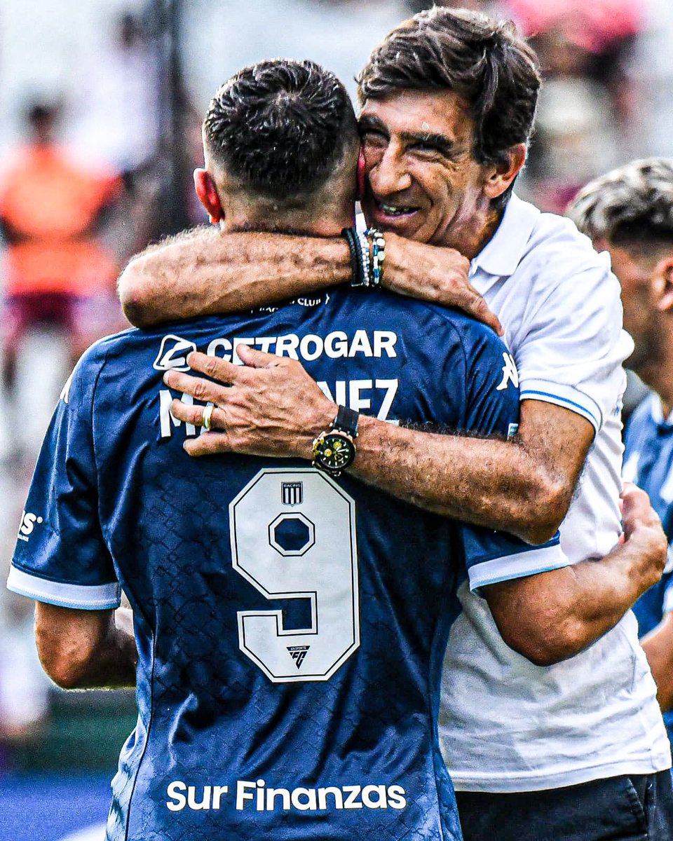 DavilaTomi's tweet image. OFICIAL: Domingo 16 hs #Racing - #Huracán.