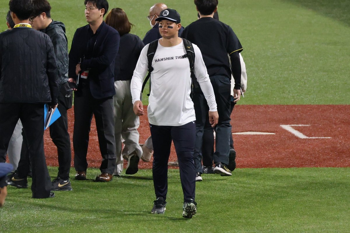 ニコブル tweet media