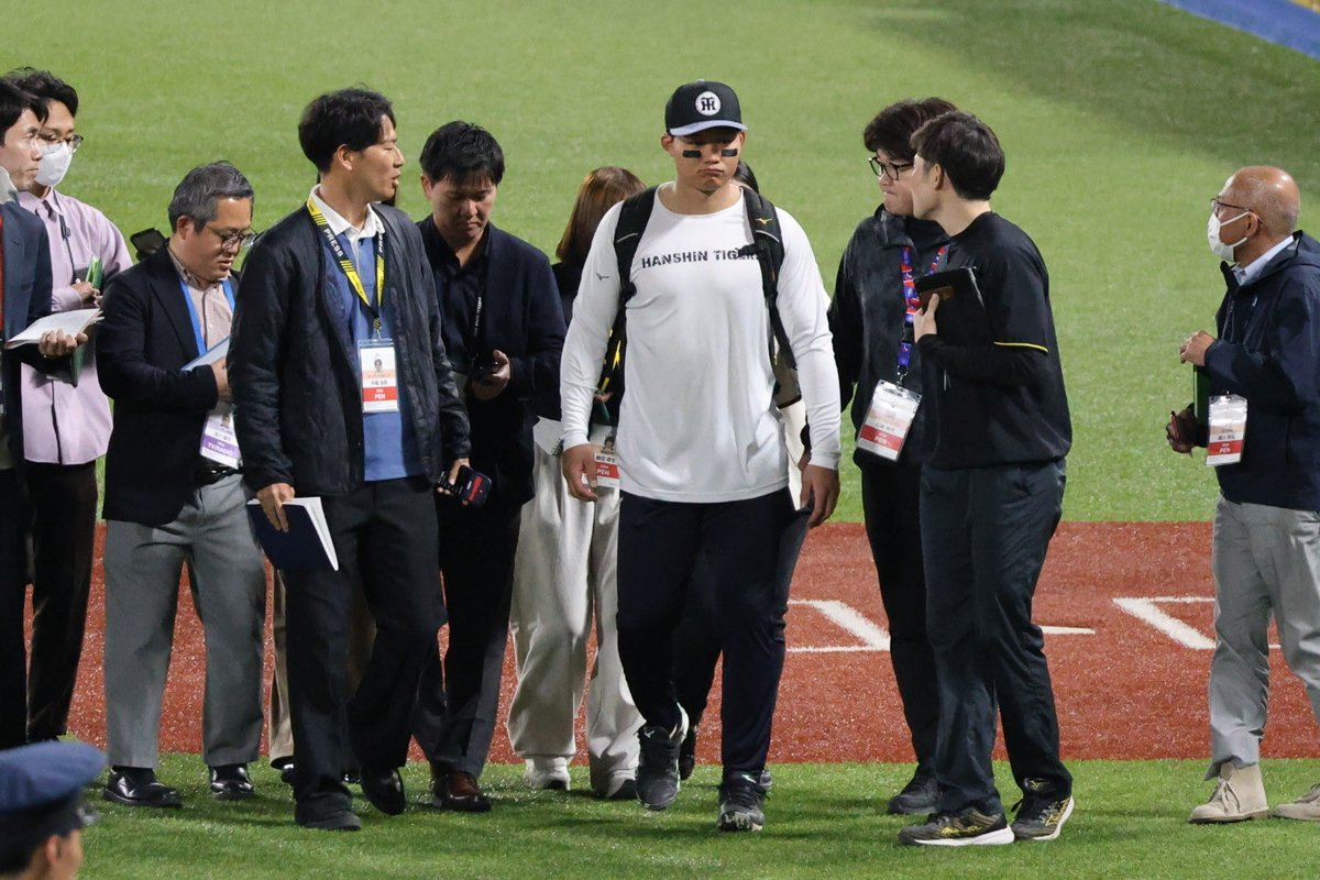 ニコブル tweet media