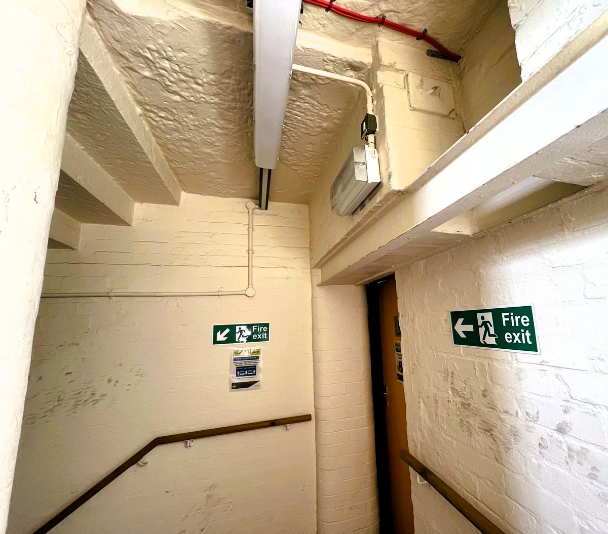 nottmoffices's tweet image. The old #office not doing it for you anymore? Ask us about some better #workspace options and practical ideas #eastmidsheadsup link: nottingham-offices.com/go