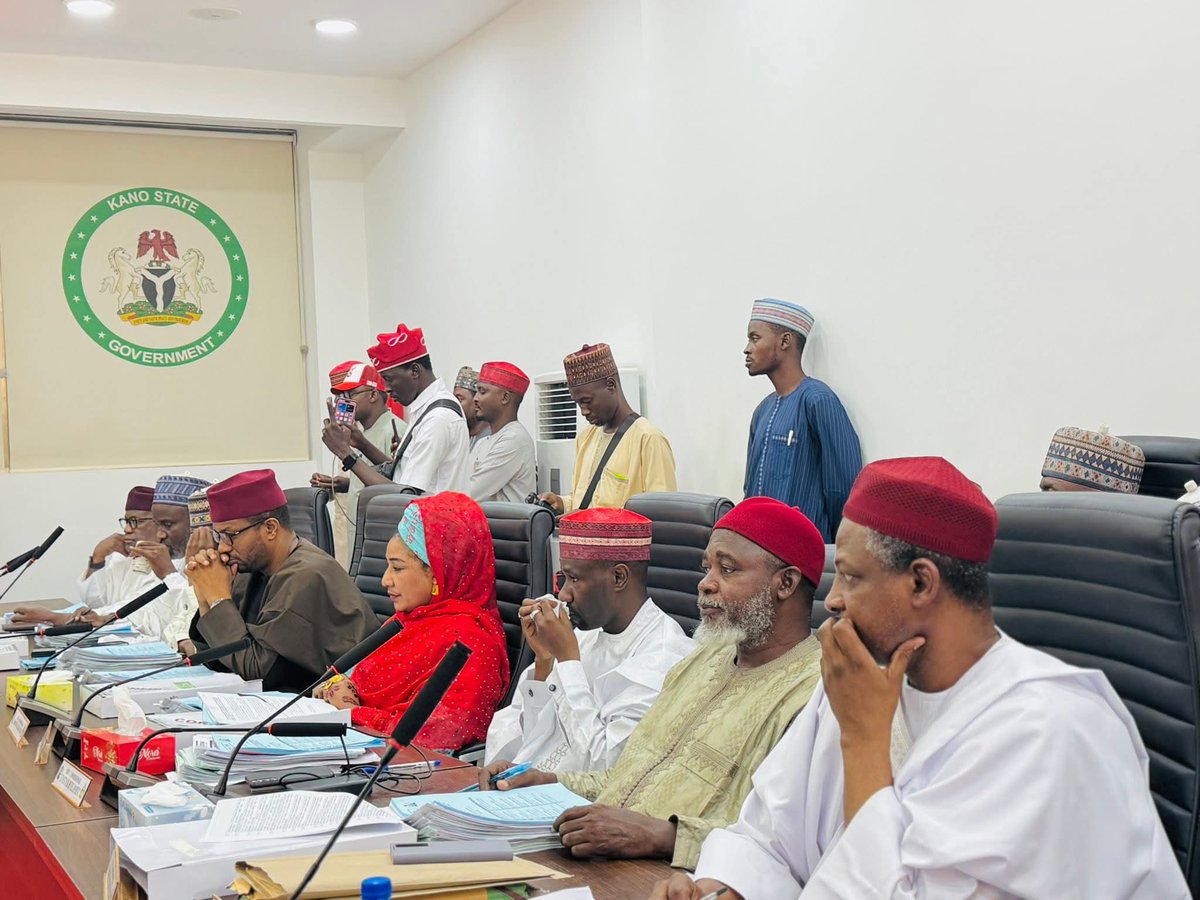 Asad🔴 tweet media