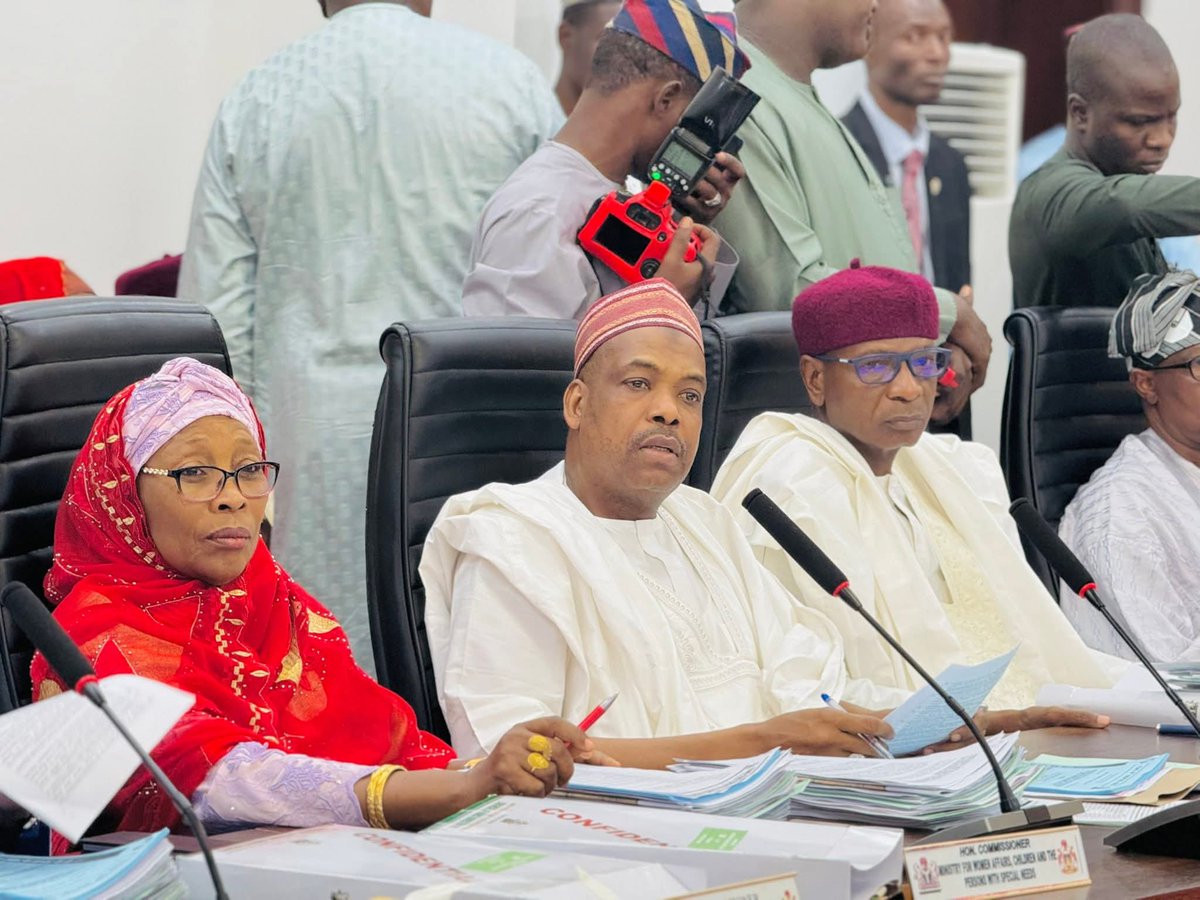 Asad🔴 tweet media