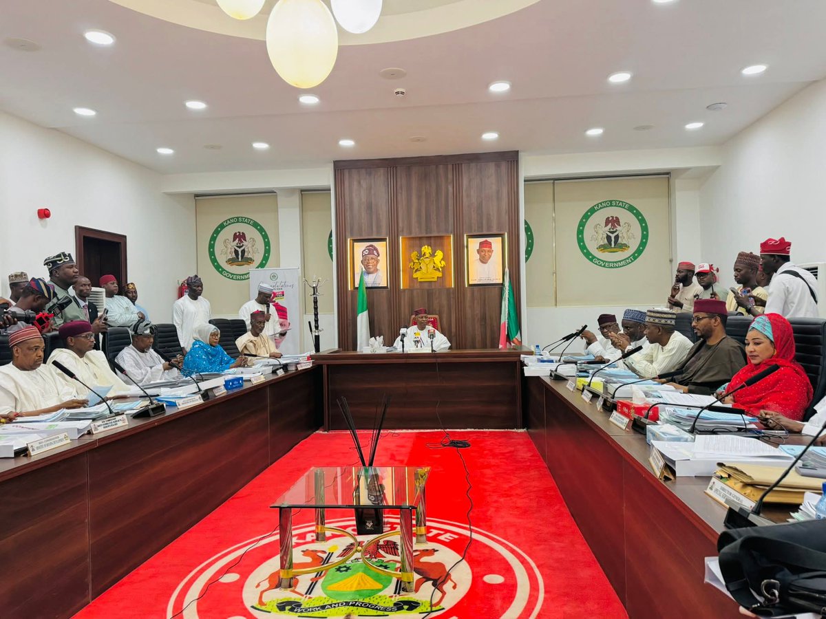 Asad🔴 tweet media