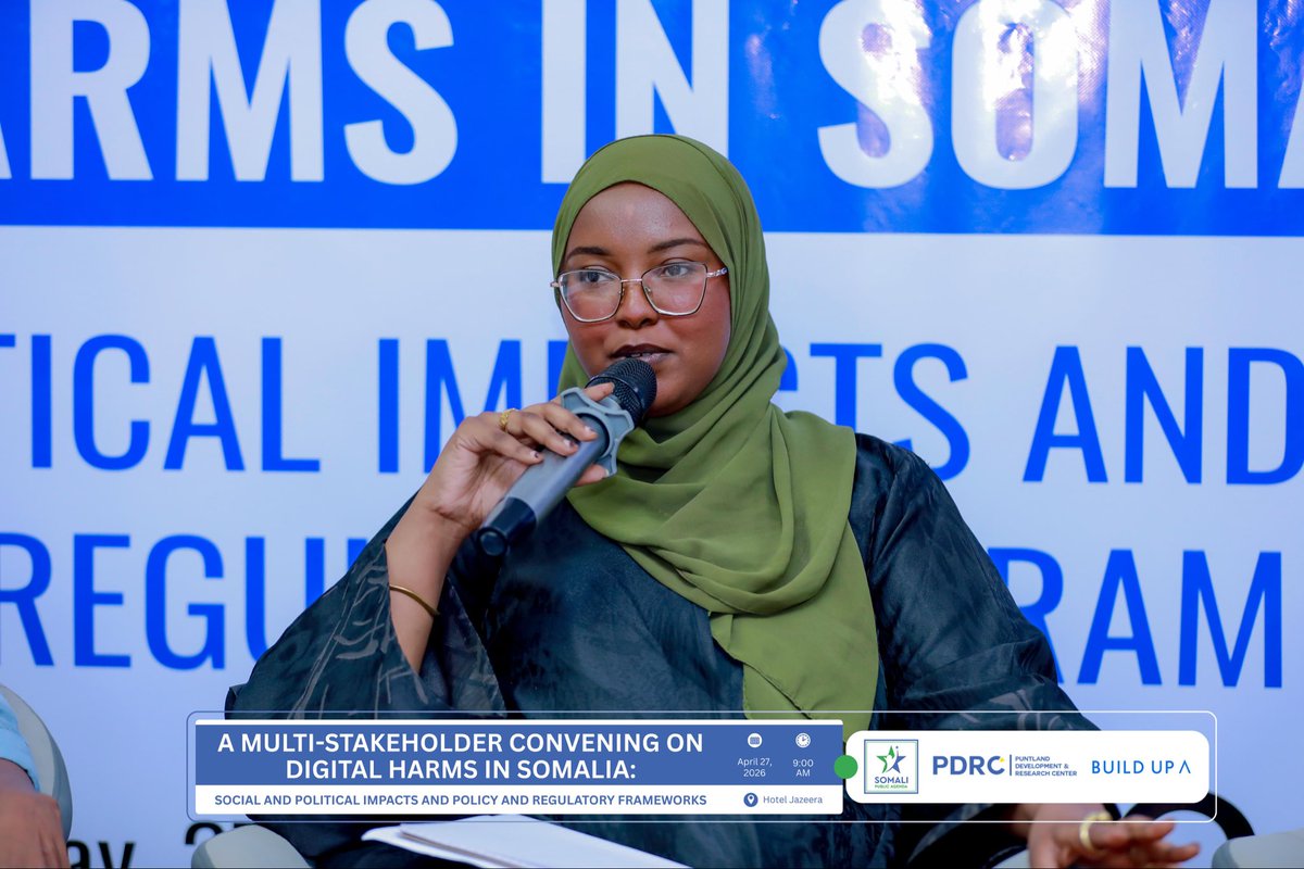 SomaliaPdrc's tweet photo. Yesterday’s our convening in Mogadishu  with @somalipubagenda centered dialogue on Digital harms in Somalia—uniting policymakers, journalists &amp; civil society

Key takeaways will guide our collaboration with @howtobuildpeace as we work toward safer, more accountable digital spaces https://t.co/Uz86wUELuE