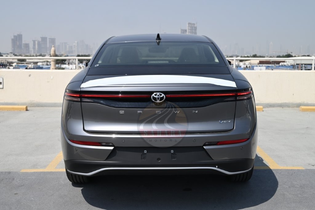 FzeSahara's tweet image. 2026 TOYOTA CROWN HYBRID PREMIUM 2.5L5-SEATER AUTOMATIC
Contact Us
Email - hari@saharamotorsfze.com
Call/WhatsApp -+971542893440
Product Link - saharamotorsfze.com/listing/2026-t…
WhatsApp Link - wa.me/971542893440
For More Info - saharamotorsfze.com 
#ToyotaCrown #Crown2026 #Hybrid