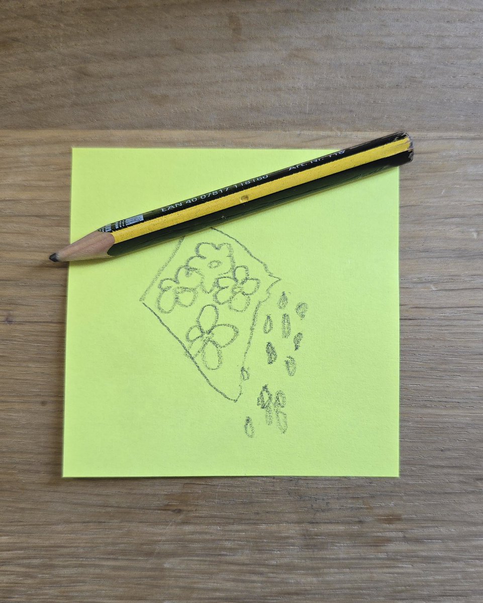 penlingkend's tweet image. daily doodle, day 50: packet of seeds
forgot my idea just after starting to draw... whelp, you live and you learn :-) 
#doodling #1minute #daily #1minutedrawing #pencildrawing #packetofseeds