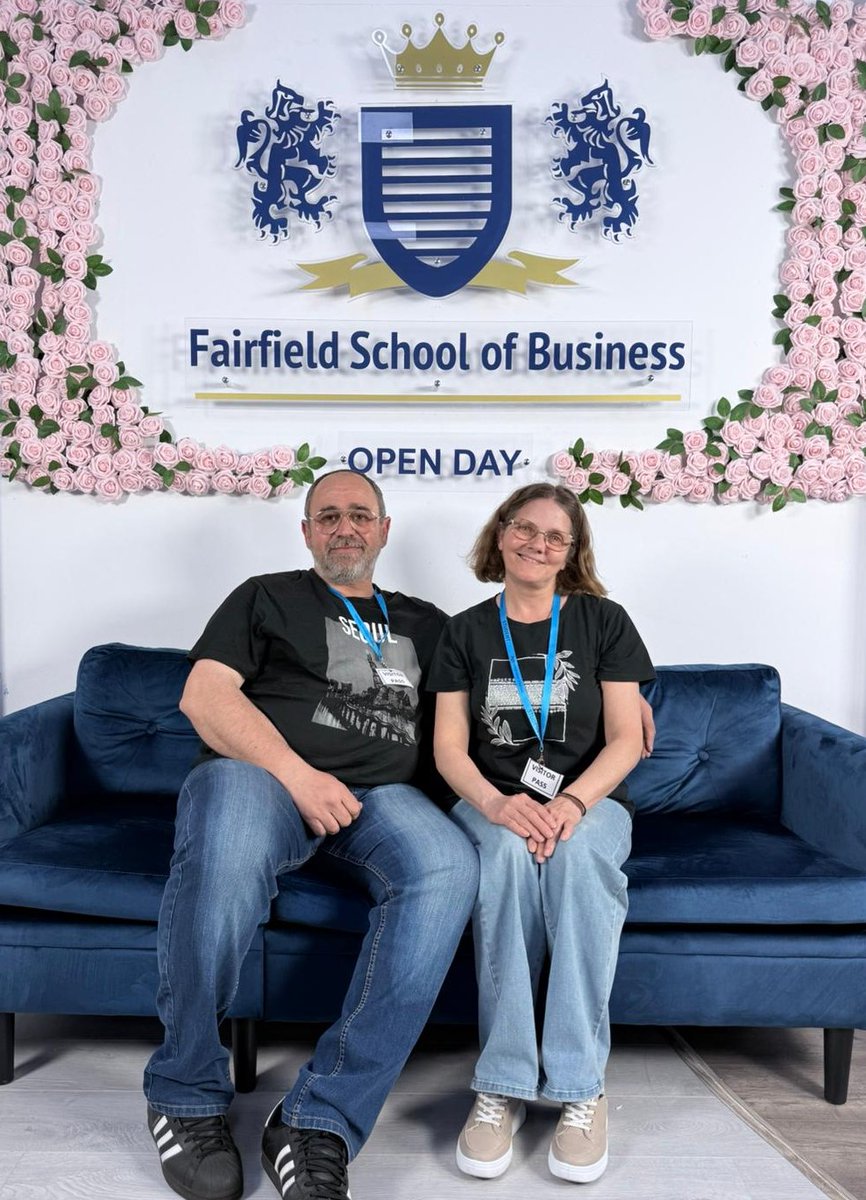 FSBSOCIAL's tweet image. What a day at #FSBBirmingham!
Our #OpenDay was packed with a genuine sense of belonging - captured beautifully in the many smiling faces at our Open Day wall.
You could see it in every conversation and every photograph: this is the start of something special.