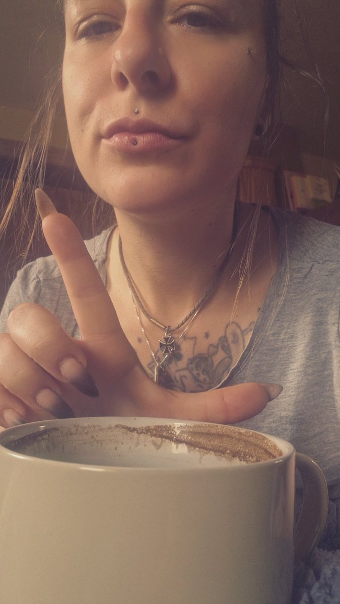 MistressOfFear_'s tweet photo. Wieder zurück 😈😈
Bereit zu holen was mir gehört🔥
Betas beweisen, warum sie nur zweitklassig sind 🧎

https://t.co/K9T3pIHpu7

#findomde #femdomde #findom #findompaypigs #femdom #Herrin #mistress #goddessofslots  #Göttin #zahlschwein #zahlloser #paypig #Loser #Sub #Zahlsklave https://t.co/PPly8Sui0d