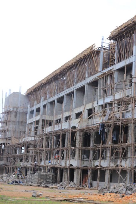 aniku_jakii256's tweet image. Hotels are rising fast in Hoima as Uganda gears up for the 2027 Africa Cup of Nations. 
With billions earmarked for hospitality development and upgrades, the city is expanding capacity to host teams, officials, and fans. 
#AFCON2027 #VisitUganda #GoldenPosts