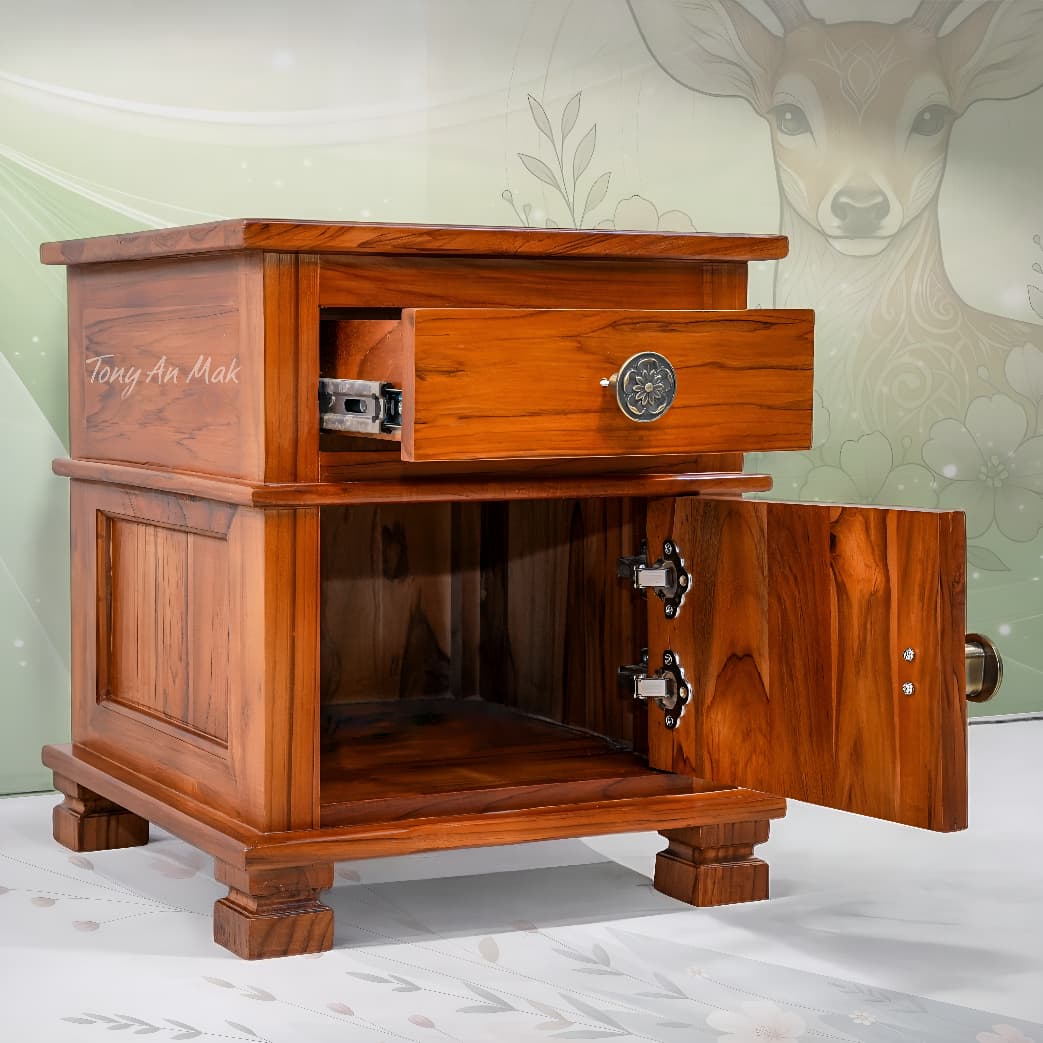 TONYANMAK's tweet image. Where elegance meets everyday function—crafted in teak, designed to last. ✨

For further information or enquiries, please call or WhatsApp 
📞 +91 96552 20300.

#TonyAnMak #teakwoods  #furniture #bedsidetable  #craftmanshipmatters♥️