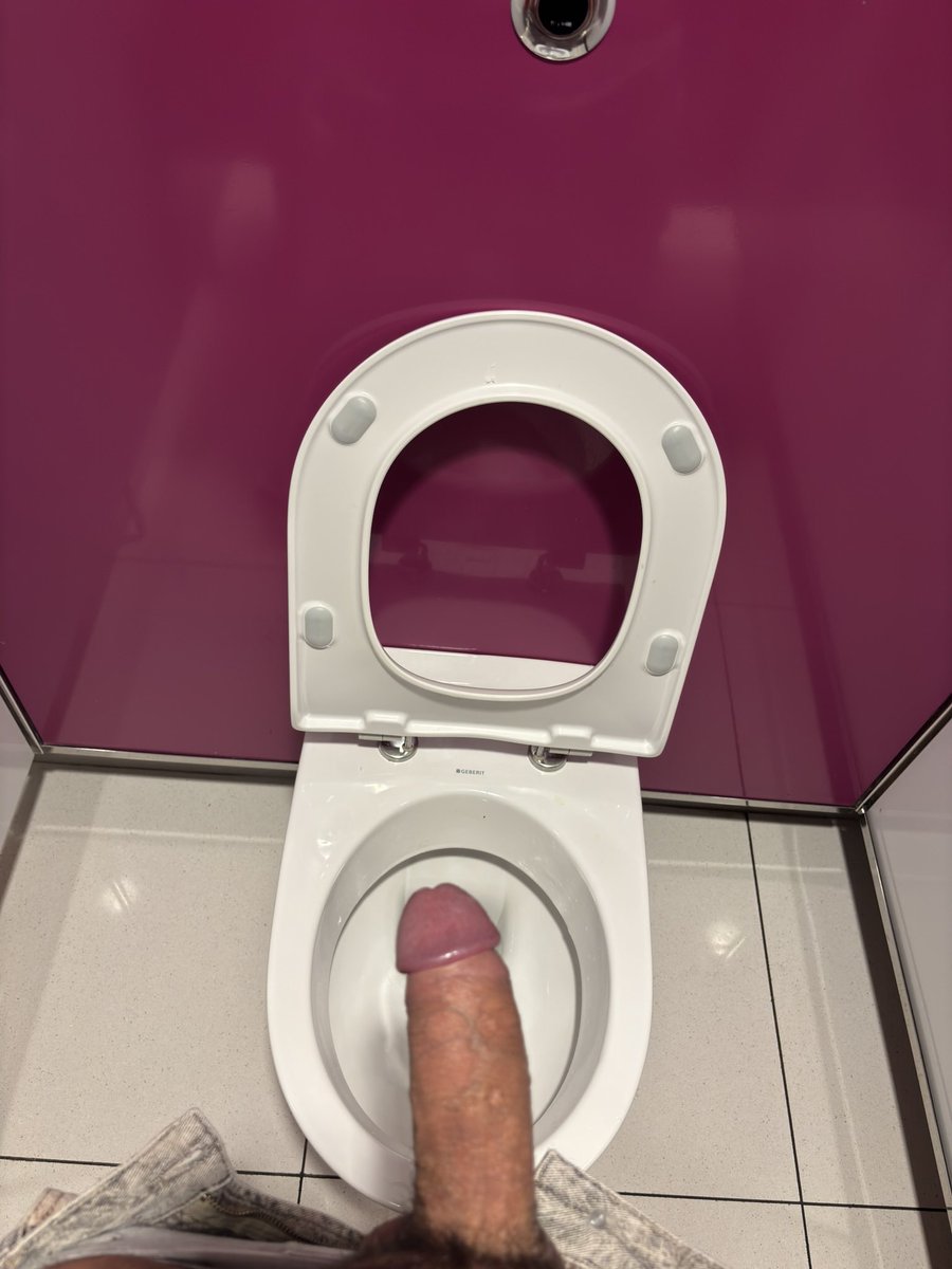 KINKYVERS tweet media
