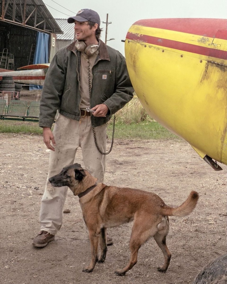 JcobElordi1's tweet image. On set. Somewhere between dust and silence.
The Dog Stars 🎬

#TheDogStars #OnSet #FilmLife #JacobElordi #MovieMagic #BehindTheScenes #ActorLife #Cinema #A24Vibes #Filmmaking #NewProject