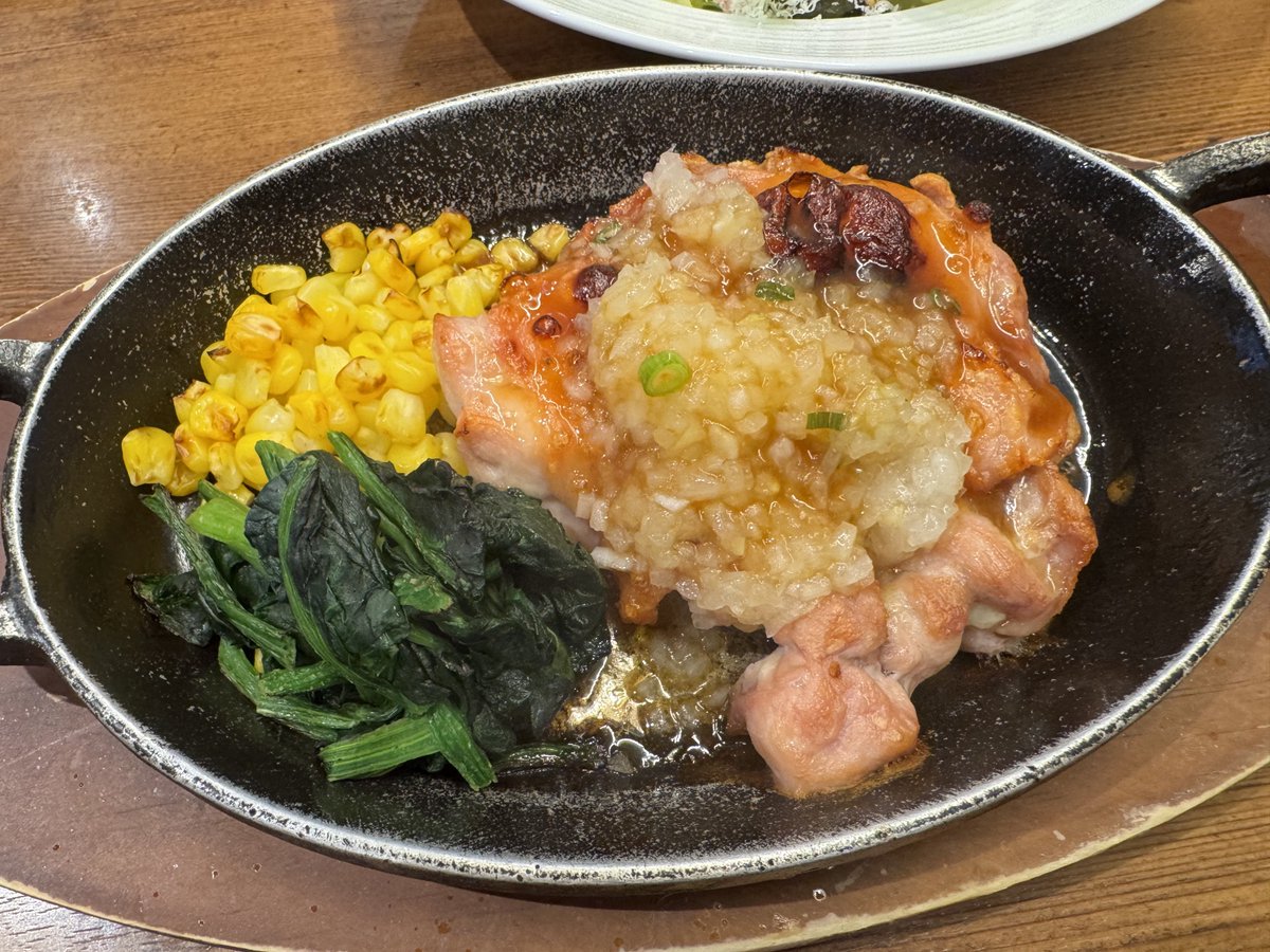 となかい tweet media