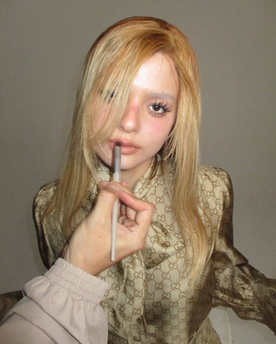 BECKY OFFICIAL tweet media