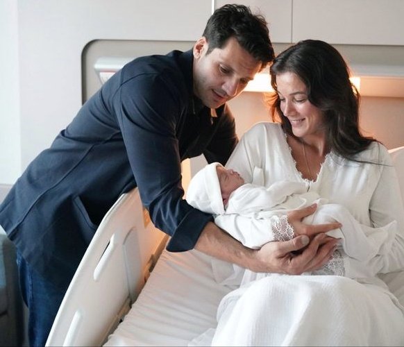 _ikradiyebirisi's tweet photo. “aile olalım demişsin” https://t.co/DGcai3jhpP