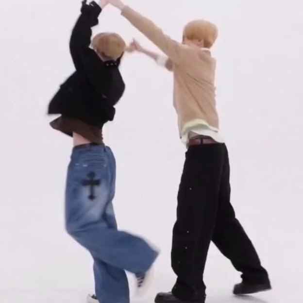 ❤︎ ·* tweet media