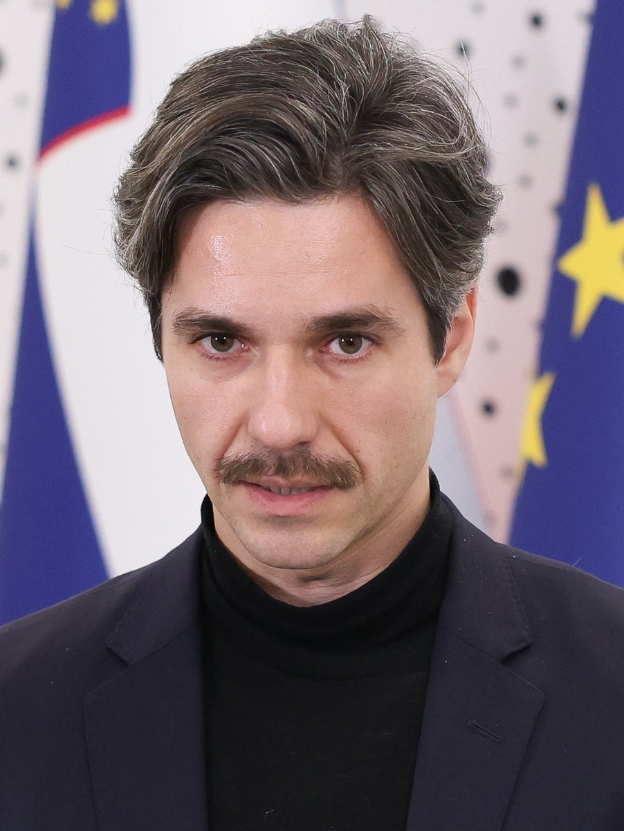 Cvetóber tweet media