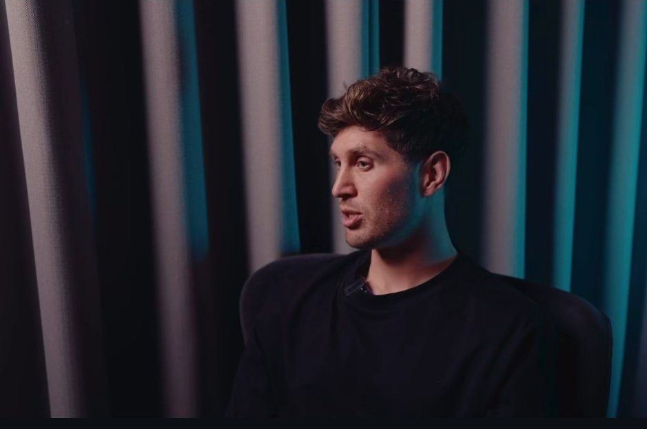 Insider City tweet media