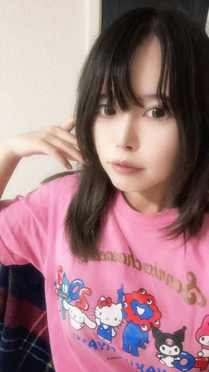りりあ tweet media