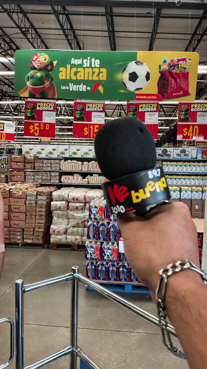 PaCKidermO's tweet photo. Hace no mucho y nuevamente desde @BodegaAurrera con #MamáLucha y llegando en La #KeBueneta para generar #LaEstampida¡! Por #LaKeBuena )))89.7fm📻📡1010am((( #PaCKidermO🐘. @ASPEC_AC https://t.co/3fdFAQQui7