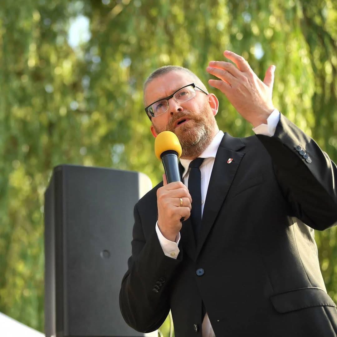 Bartłomiej Kominiak tweet media