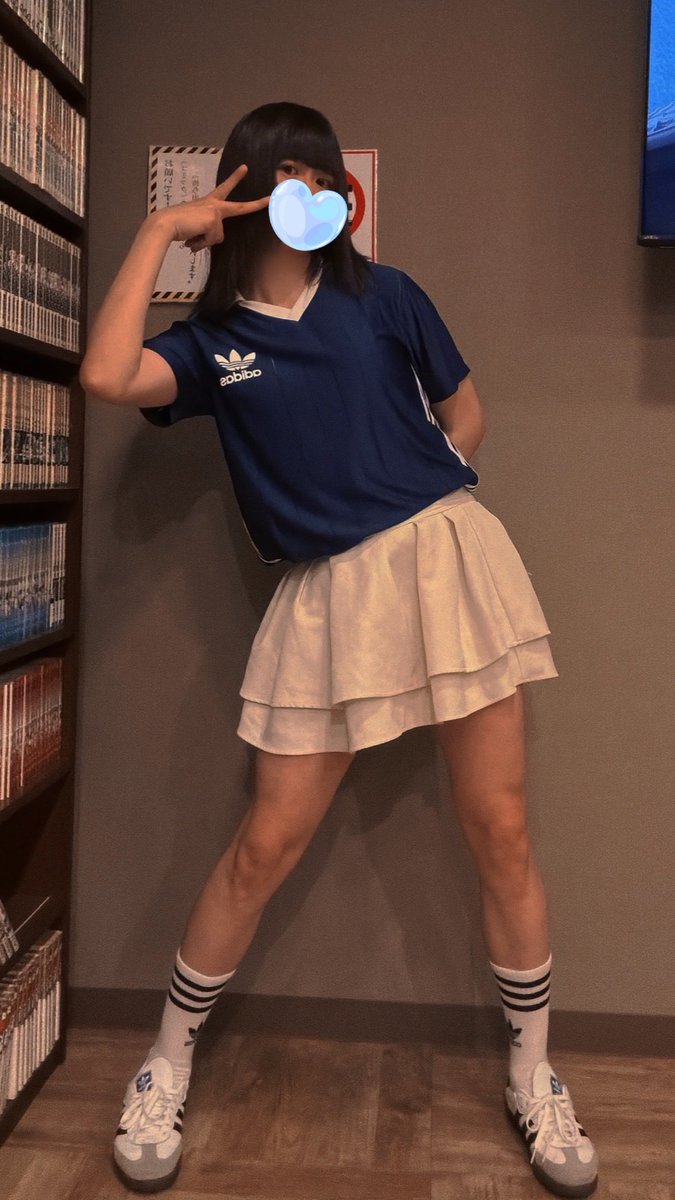 yahoyaho12369's tweet image. ちょーーーっとだけ、
アルコール消毒してきます🥺
これで治ると良いなぁー✨
#adidas