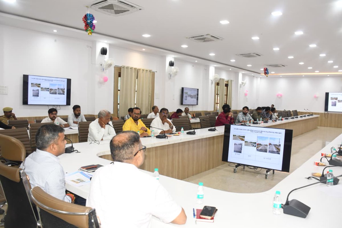 DM Prayagraj tweet media