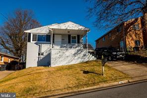 SLedbetterDMV's tweet photo. Check out our latest price reduction in PG County Listings and snag this amazing property asap!
- Sean Ledbetter #586833 with HomeSmart DMV
- Contact me at 301.388.5703 https://t.co/K8lvBwTxrr