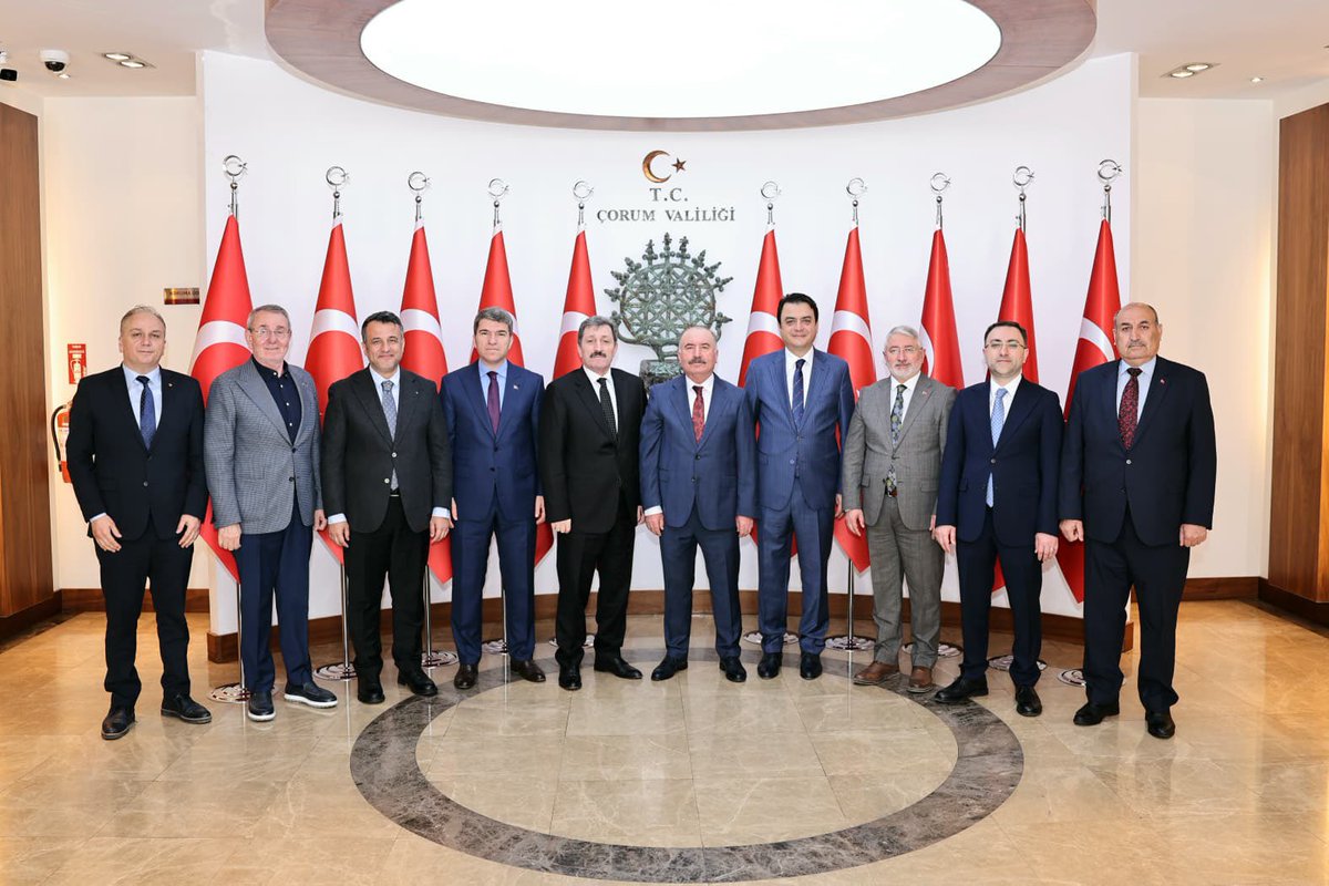 tokatvaliligi's tweet photo. OKA Nisan Ayı Toplantısı  Çorum’da yapıldı

Orta Karadeniz Kalkınma Ajansı (OKA)Yönetim Kurulu Toplantısı Valimiz @abdullahkoklu başkanlığında Çorum Valisi Ali Çalgan'ın ev sahipliğinde, Samsun Valisi Orhan Tavlı, Amasya Valisi Önder Bakan ve kurul üyelerinin katılımıyla gerçekleştirildi.

Detay ➡️https://t.co/bVNC06OVLj