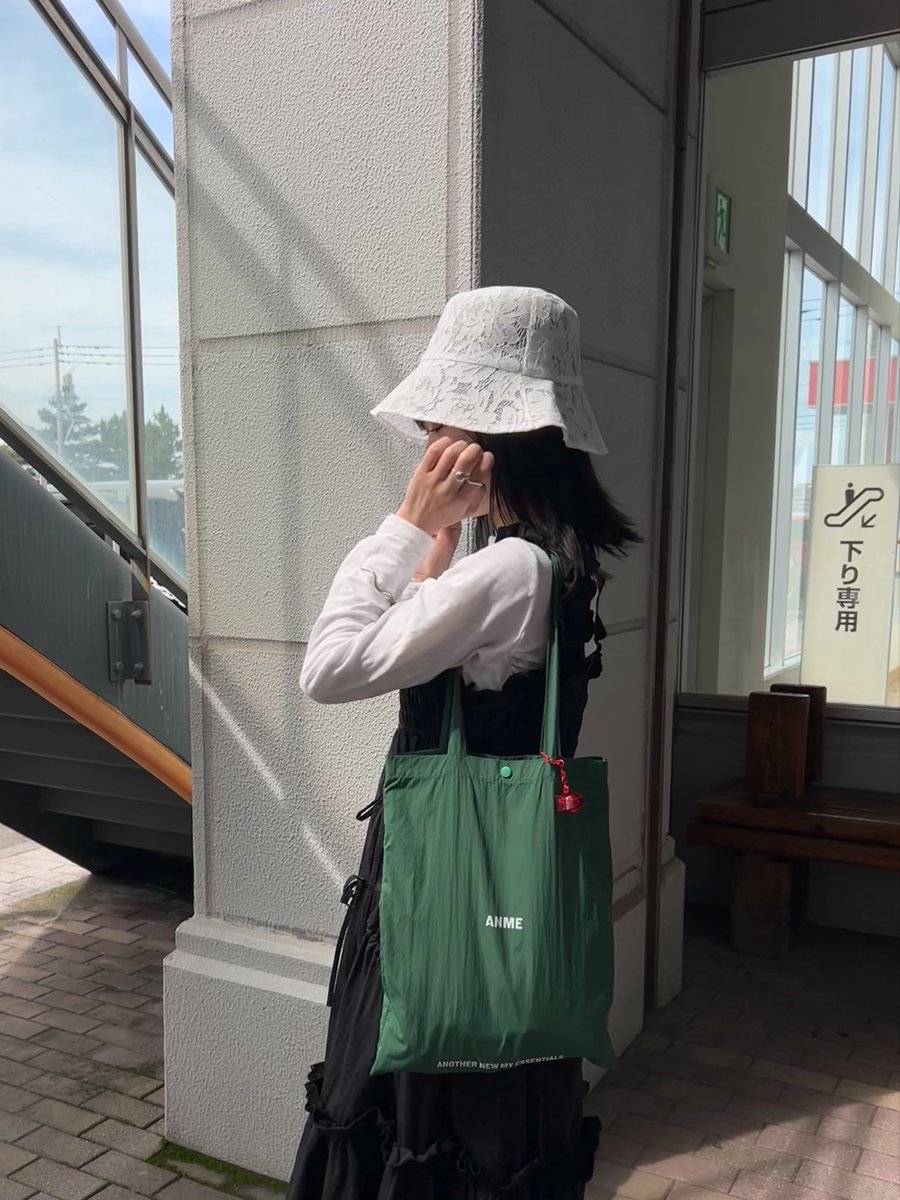 mayu tweet media