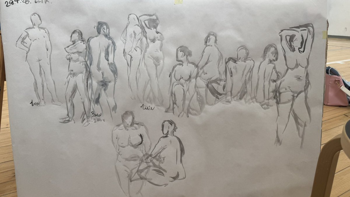 lamNOTpie's tweet photo. Been drawing from live models recently https://t.co/MBIW8Tbyvs