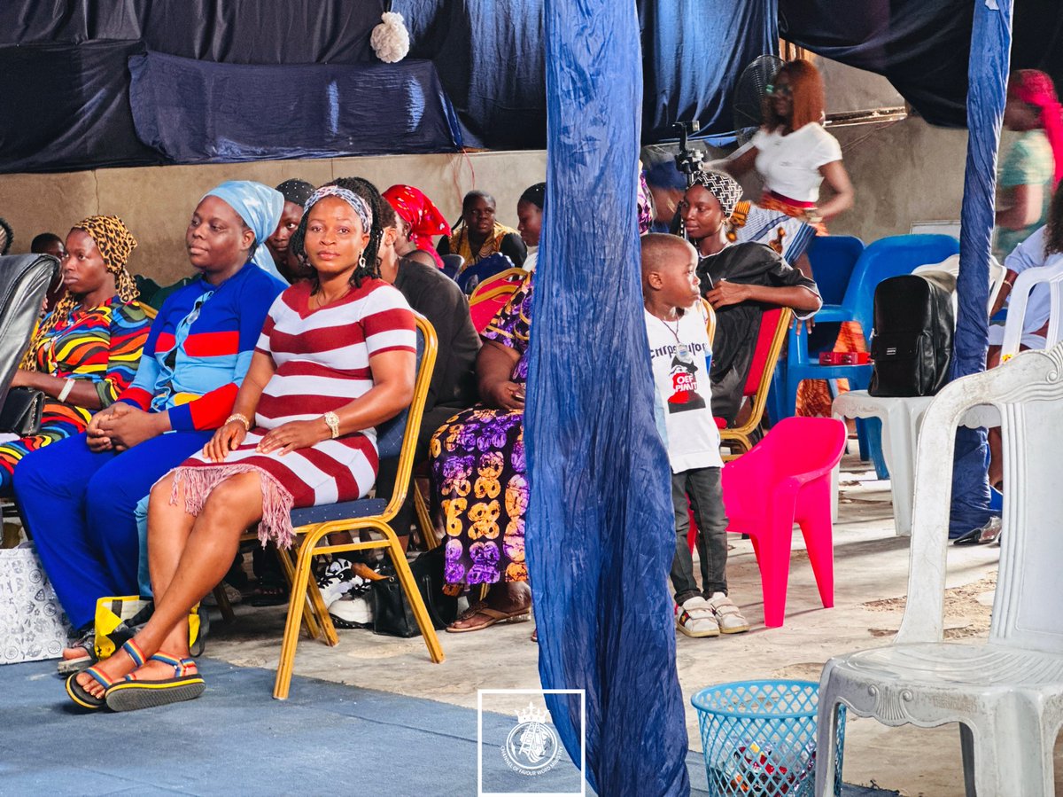 channeloffavour's tweet image. Grateful for fellowship, the Word, and the joy of being one family in Christ.

#BlessedSunday #ChurchFamily #InHisPresence