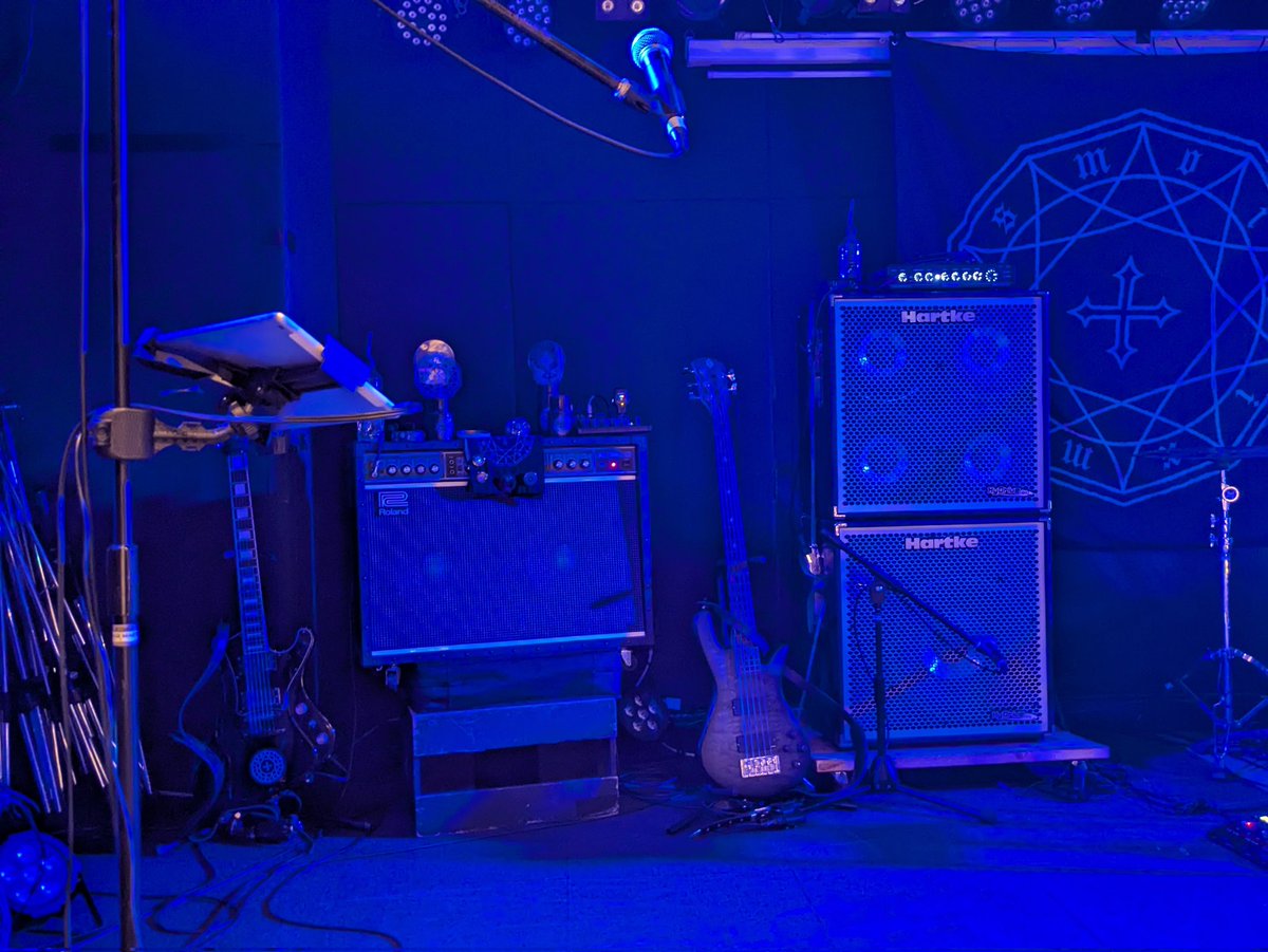 ❄ぺるそな❄次のライブ出現先はプロフ位置 tweet media