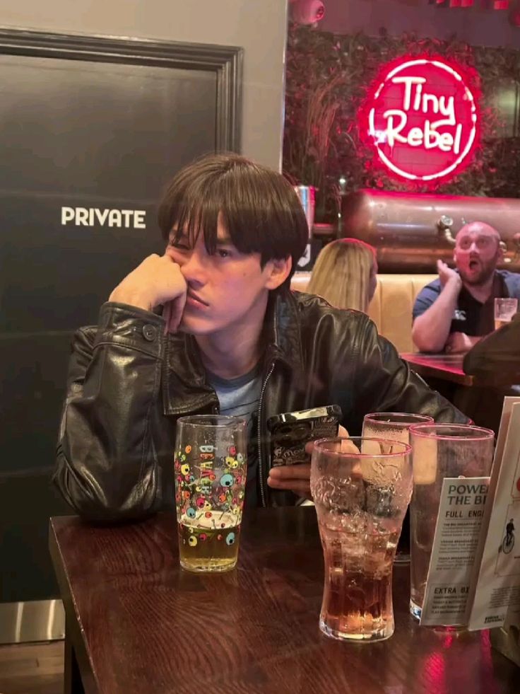 เด้จปุ่เฮ้ค🌹 ft.นิ้วเบีนด tweet media