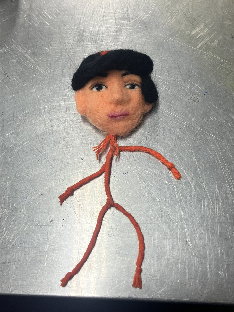 굼뱅이 tweet media