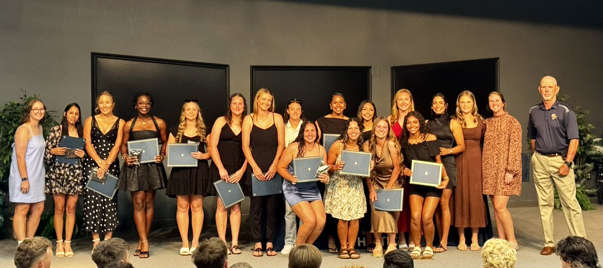 SFSCPanthers's tweet photo. Last night, we celebrated our student-athletes at our annual Athletic Awards. Students were honored for the academics and leadership. Congratulations, Panthers! 🐾 @Hawkins4florida #ItsPossibleSFSC #StudentAthlete #sports https://t.co/eNz7QvDqgV
