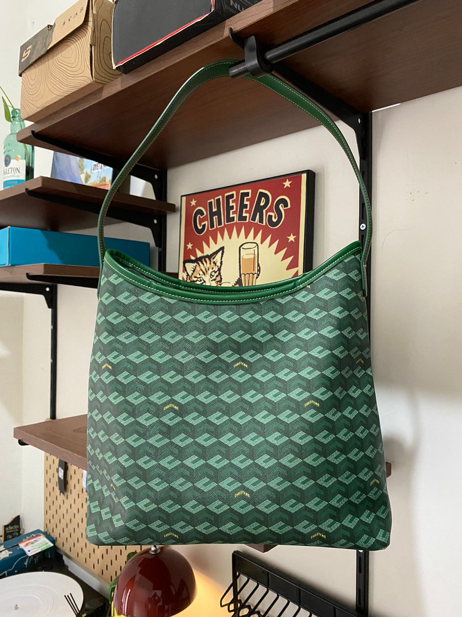 lobingmark's tweet photo. WTS chrity ng bag, sekali pemakaian, lok Malang. Cod, anter jg bs. Price DM ajah cayangcuuuu #zonauangㅤ #malang https://t.co/9d5fAu1Chn