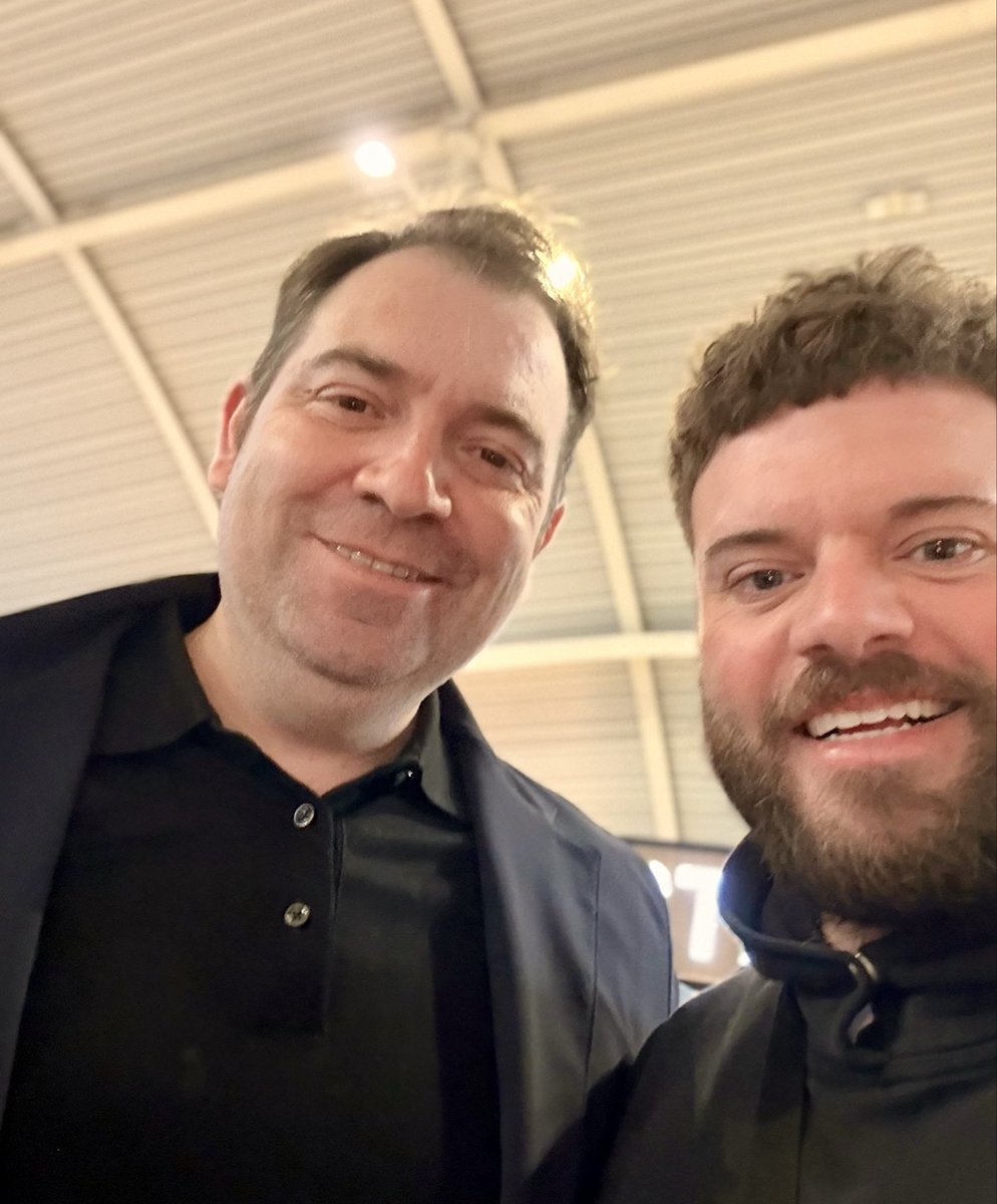Had the pleasure of meeting <a href="/DV1874/">Damian Vidagany</a> today in Valencia airport earlier this morning, then sharing a flight back to Birmingham with him. 

Great to chat too, a real gent, and of course he gave a huge “Up the villa!” 🦁💜💙