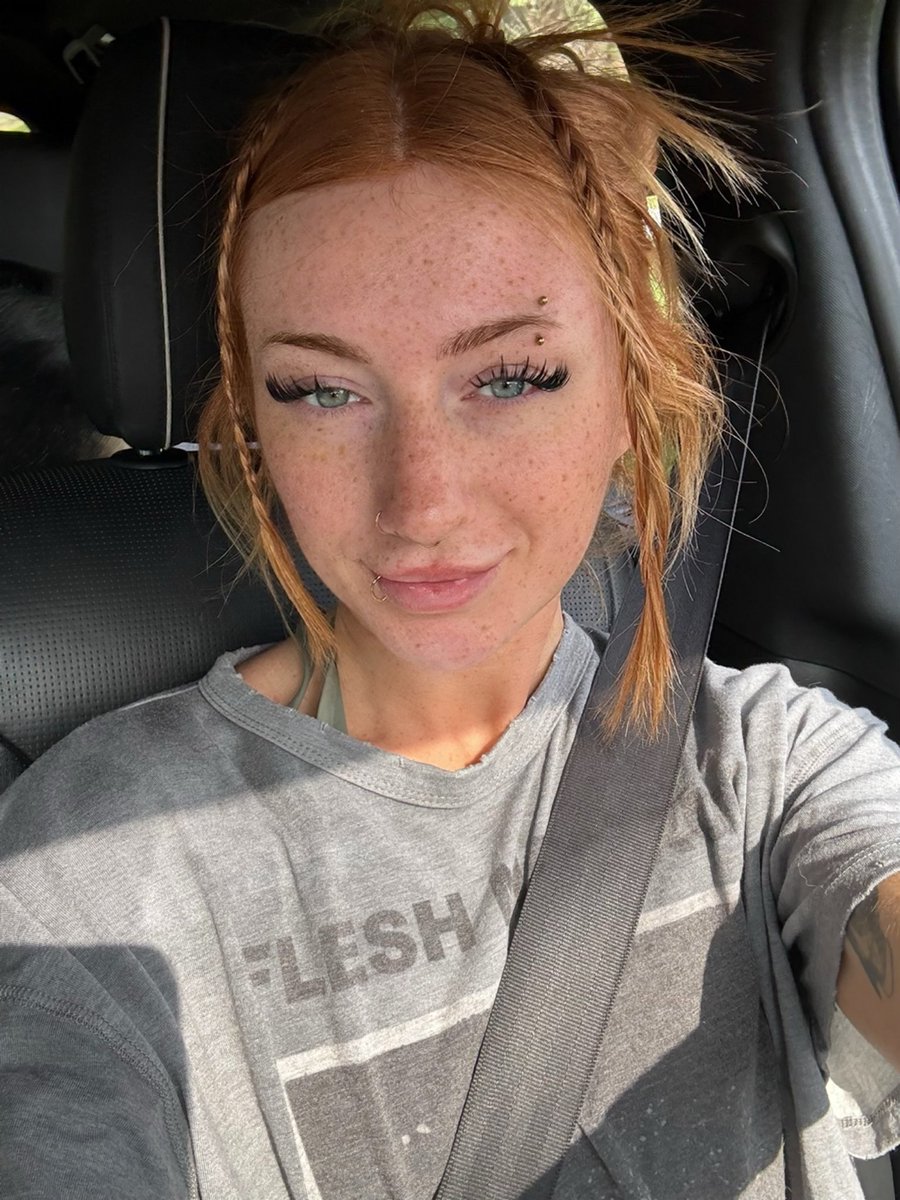 alexawifeyy's tweet image. do yall like the fit?
#content